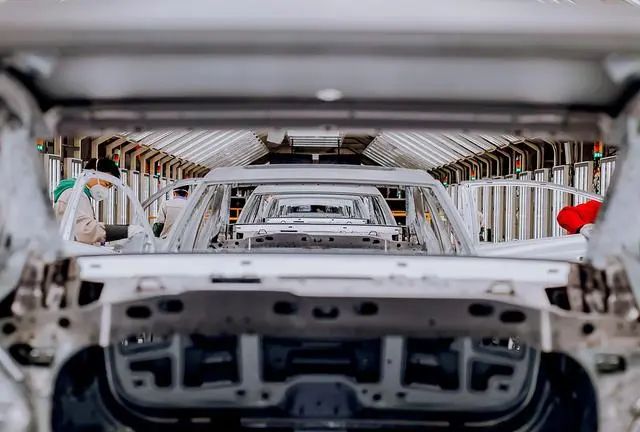 美商务部：禁止汽车使用中国产软硬件