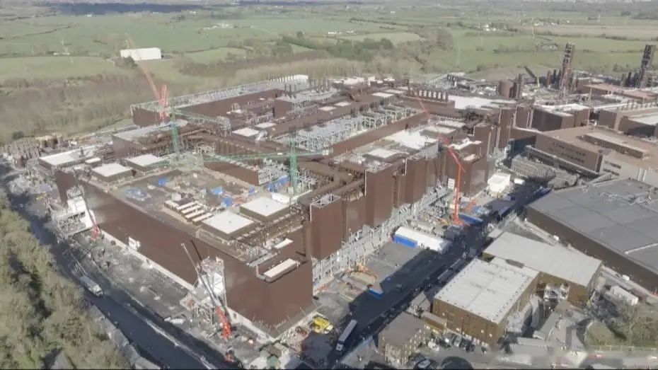 英特尔出售晶圆厂49%股份